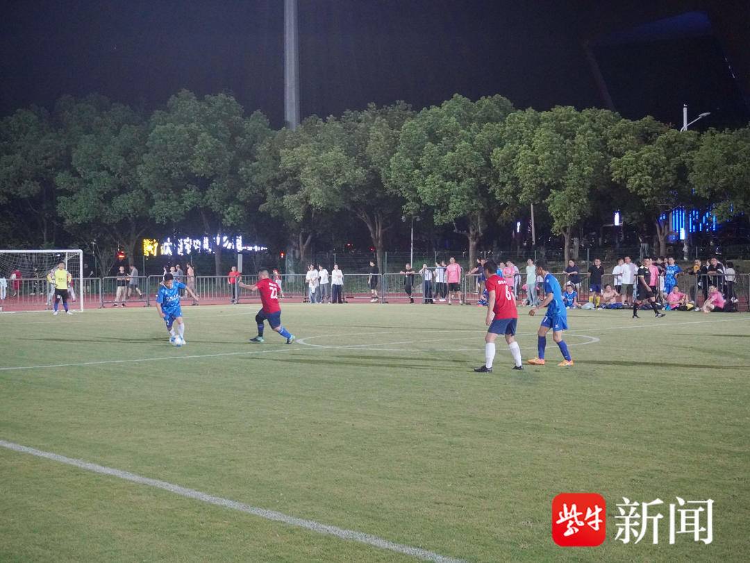 cn, 为初秋的周, 许多社区居 cn, 为初秋的周, 许多社区居