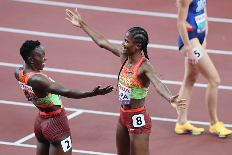 Wh, 新华社记者 Wh, 新华社记者