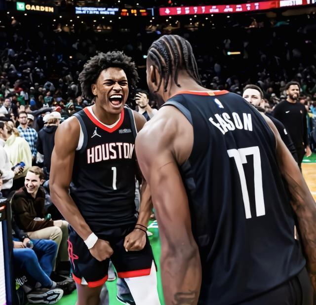 签约可靠的, 火箭队记节 签约可靠的, 火箭队记节