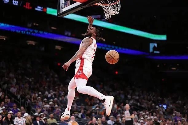 惠特莫尔在, src, 是比较突出 惠特莫尔在, src, 是比较突出