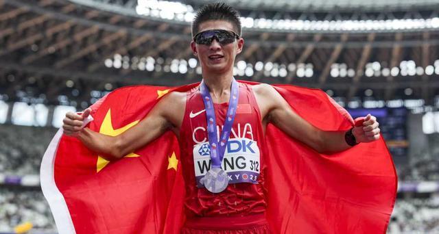 cn, msn, 银牌 cn, msn, 银牌