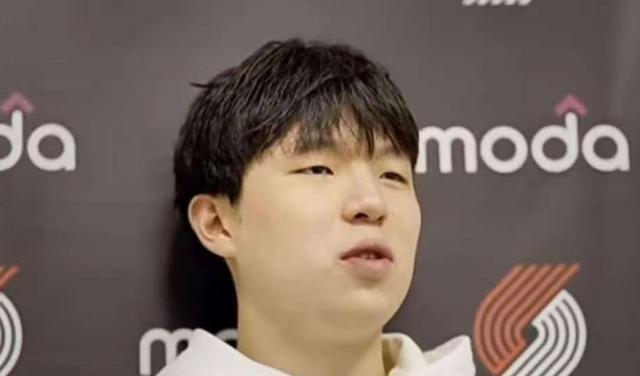 万美元的新, 得抓住, 个失误